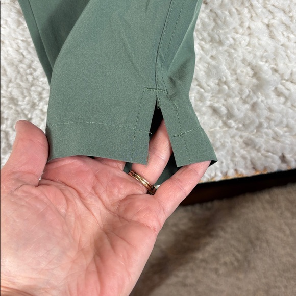 Eddie Bauer Women's Green Athletic, Hiking Pants, Size XS - Picture 3 of 12